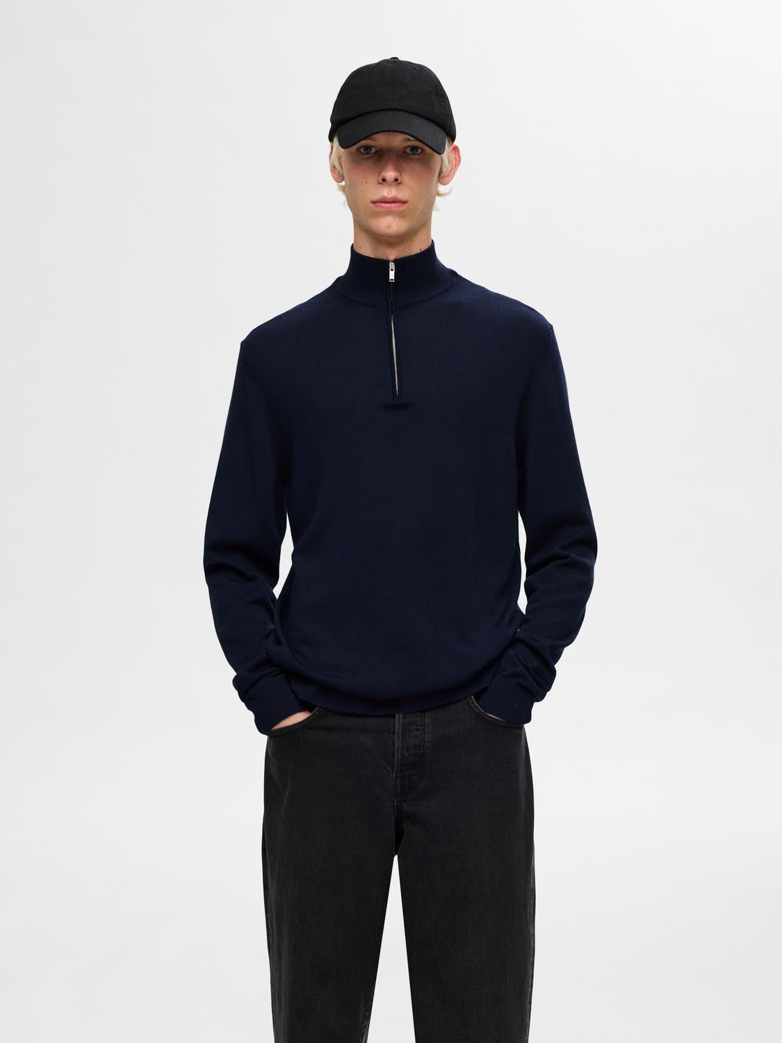 model_shot-front